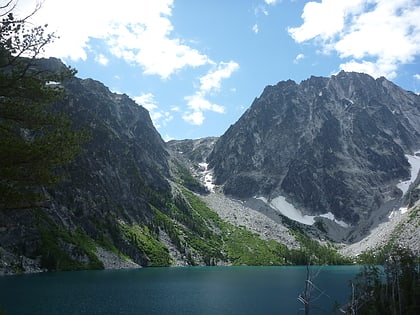 aasgard pass alpine lakes wilderness