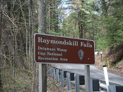raymondskill falls milford