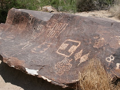 grapevine canyon petroglyphs lake mead national recreation area