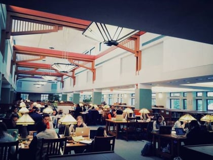 DiMenna-Nyselius Library- Fairfield University