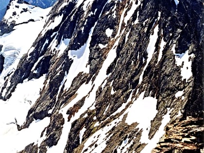 mount maude glacier peak wilderness