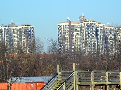 North Shore Towers