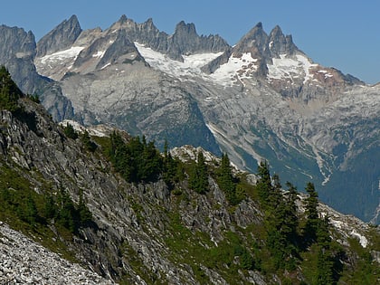 mount degenhardt parque nacional de las cascadas del norte