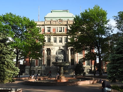 Long Island City Courthouse