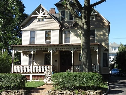 House at 240 Sea Cliff Avenue