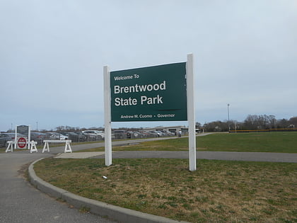 brentwood state park islip