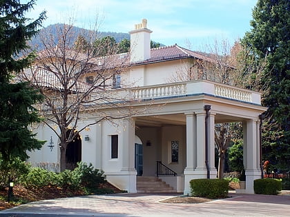 El Pomar Estate