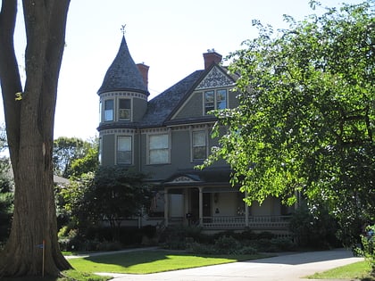 robert a and mary childs house hinsdale