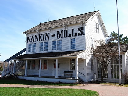 nankin mills nature center livonia