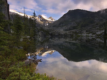 thompson peak trinity alps wilderness