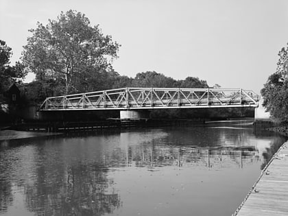 Locke Avenue Bridge