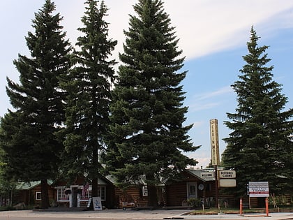 log cabin motel pinedale