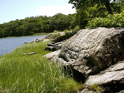 pelham bay park new rochelle