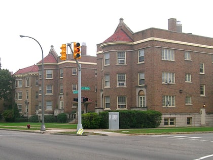 Palmer Park Boulevard Apartments District