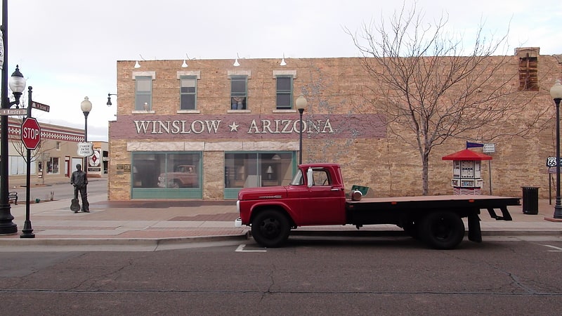 standin on the corner park winslow