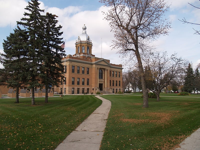 traill county courthouse hillsboro