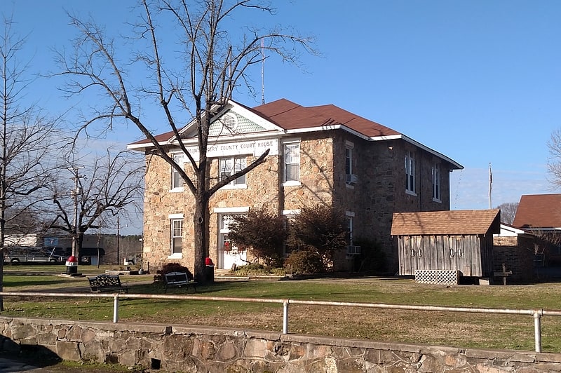 montgomery county courthouse mount ida