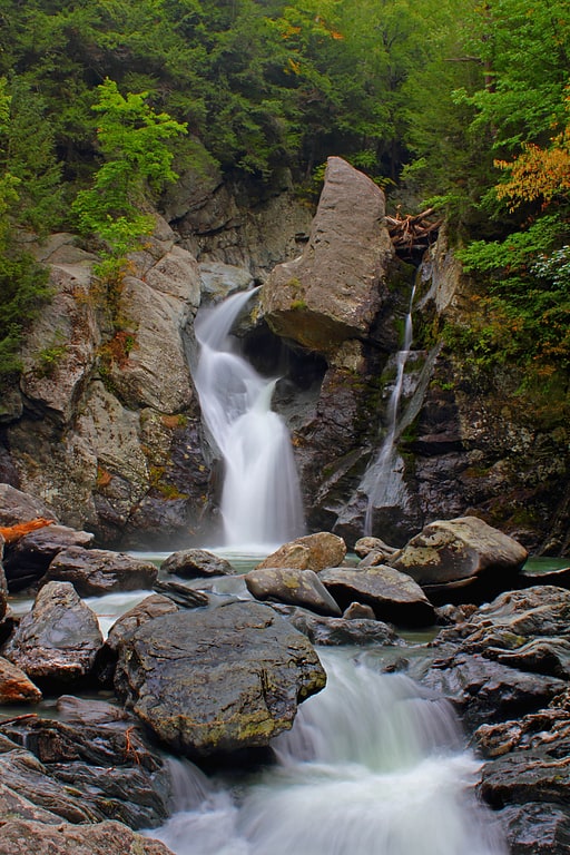 bash bish falls mount washington