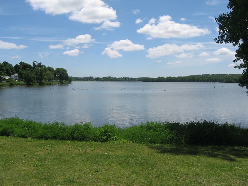 lake quannapowitt wakefield