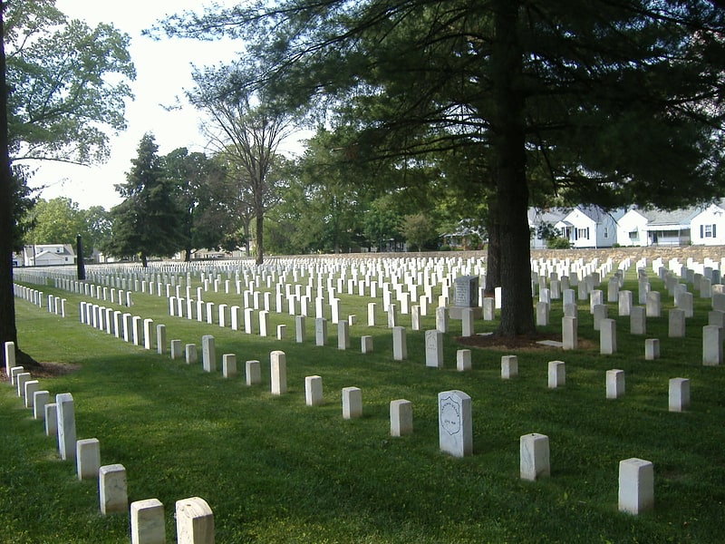 new albany national cemetery