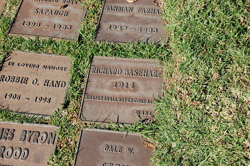 Cementerio Westwood Village Memorial Park de los Pierce Brothers