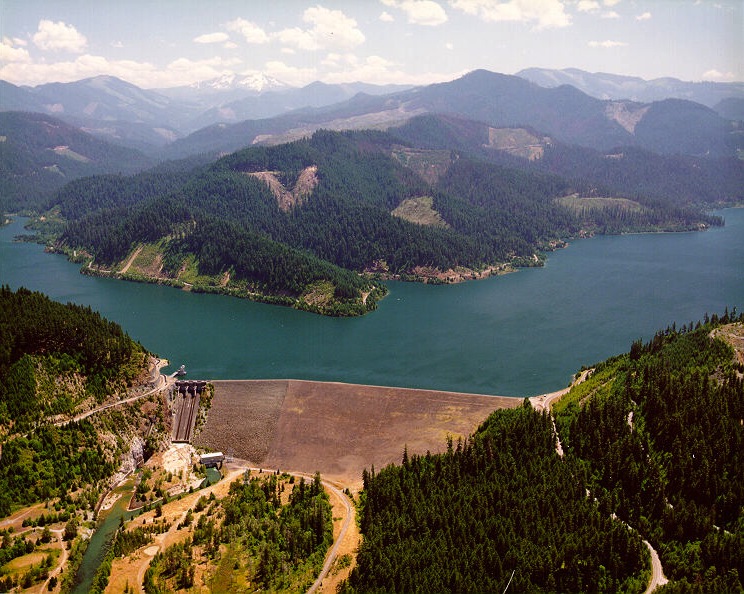 Hills Creek Dam