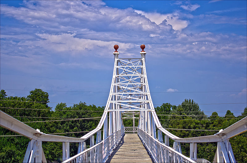 Jefferson Avenue Footbridge