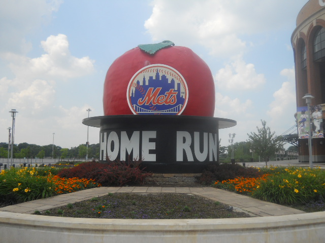 Home Run Apple