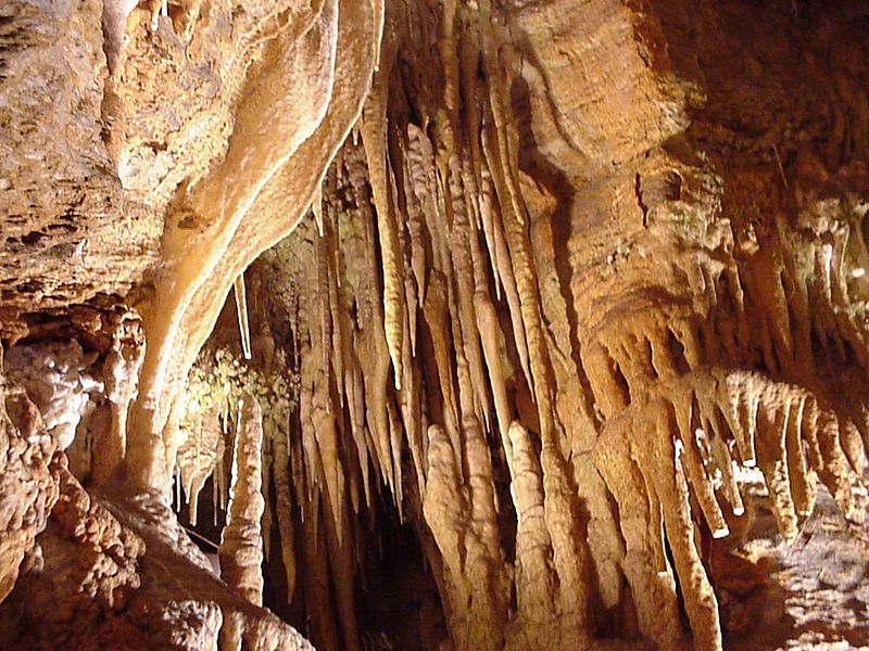 Crystal Grottoes Caverns