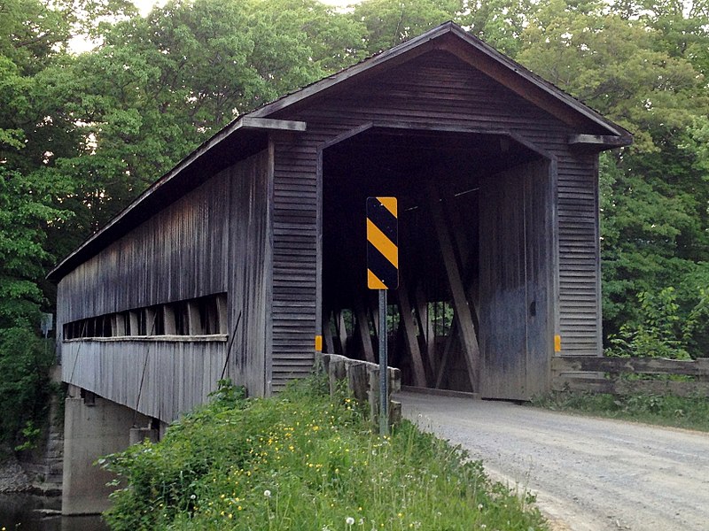 Middle Road Covered Bridge