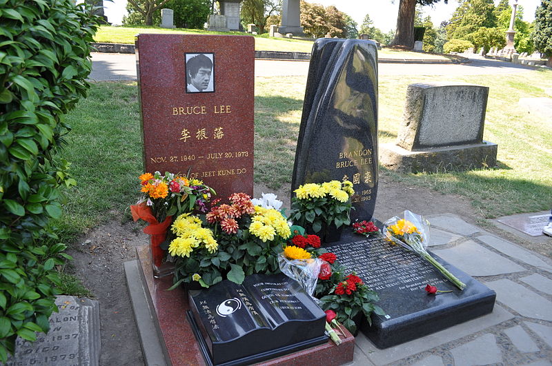 Graves of Bruce and Brandon Lee