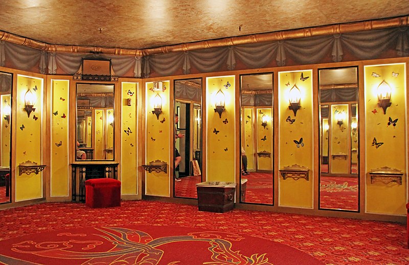 Grauman’s Chinese Theatre