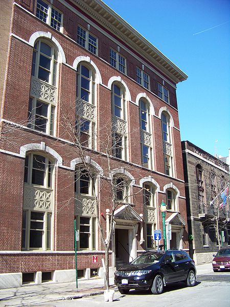 Montgomery Street–Columbus Circle Historic District