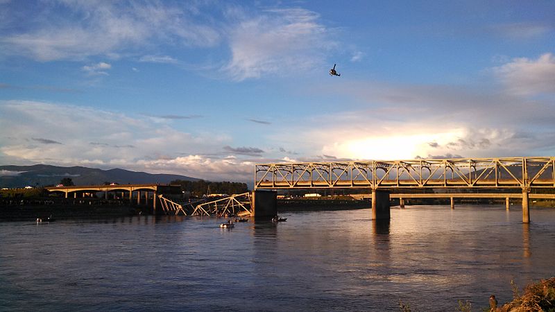 Truss bridge