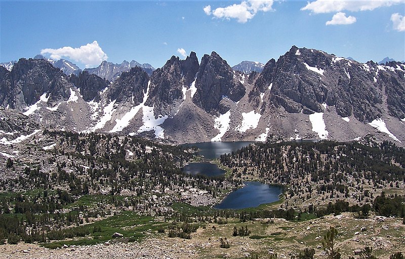 Kearsarge Pinnacles