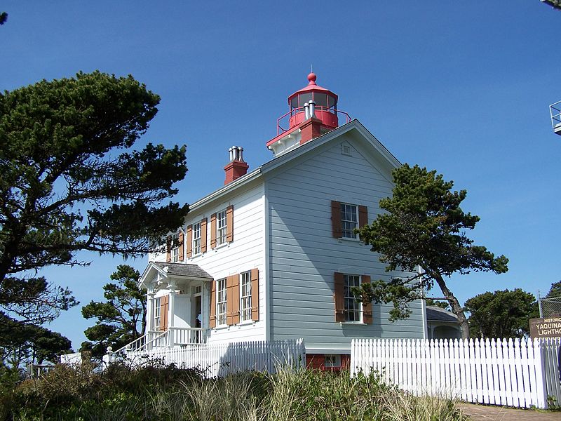 Old Yaquina Bay Lighthouse