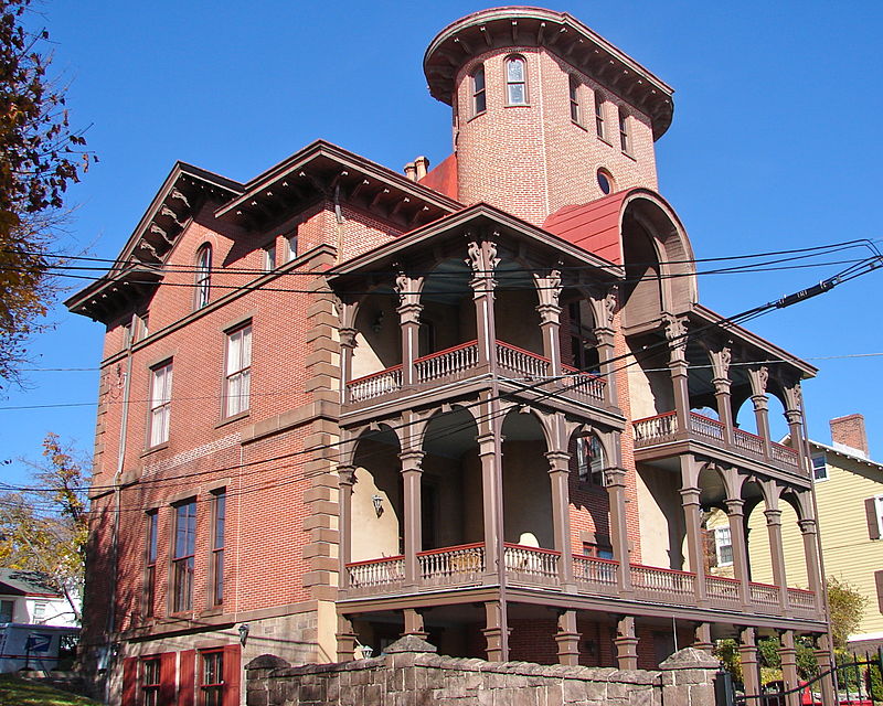 Dorrance Mansion, Bristol