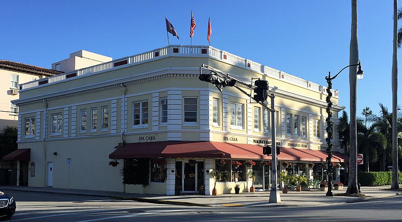 Royal Poinciana Way Historic District