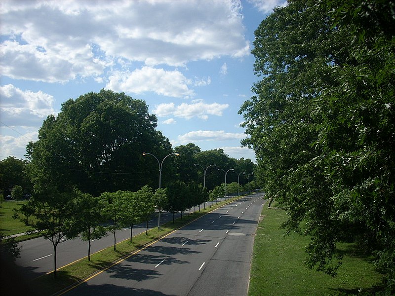 Francis Lewis Boulevard
