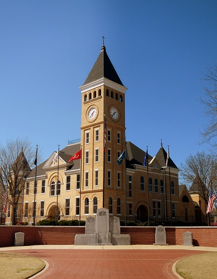 Saline County Courthouse, Benton