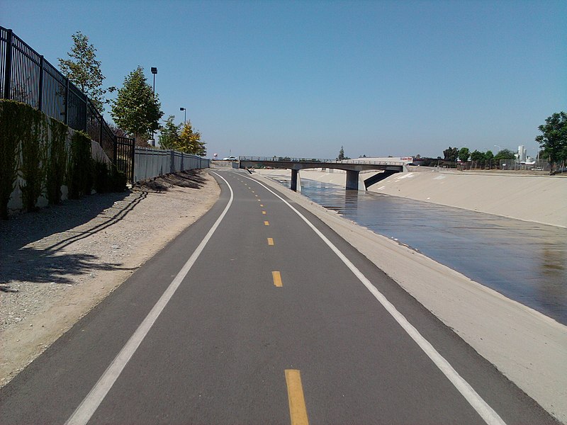 Rio Hondo bicycle path