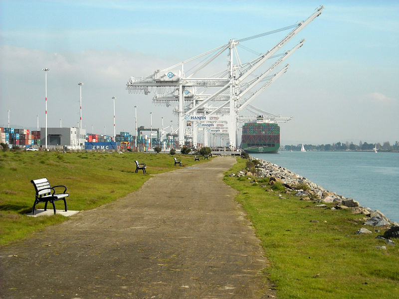 Middle Harbor Shoreline Park