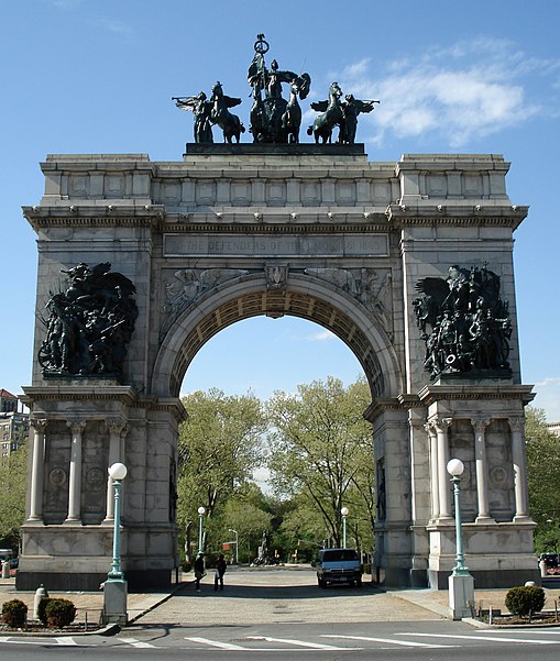 Arco de los Soldados y Marineros