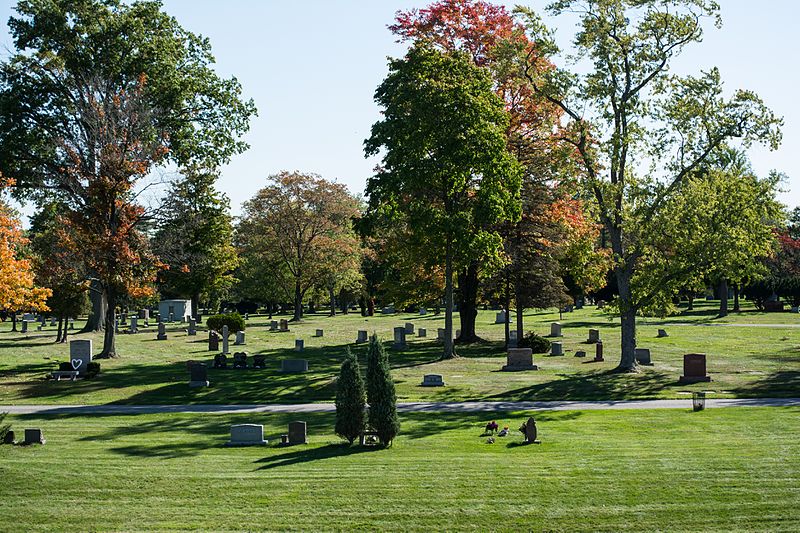 Knollwood Cemetery