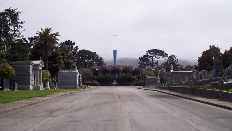 Holy Cross Cemetery, Daly City