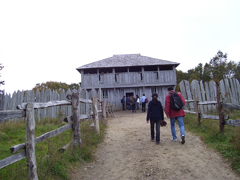 Primera iglesia parroquial en Plymouth