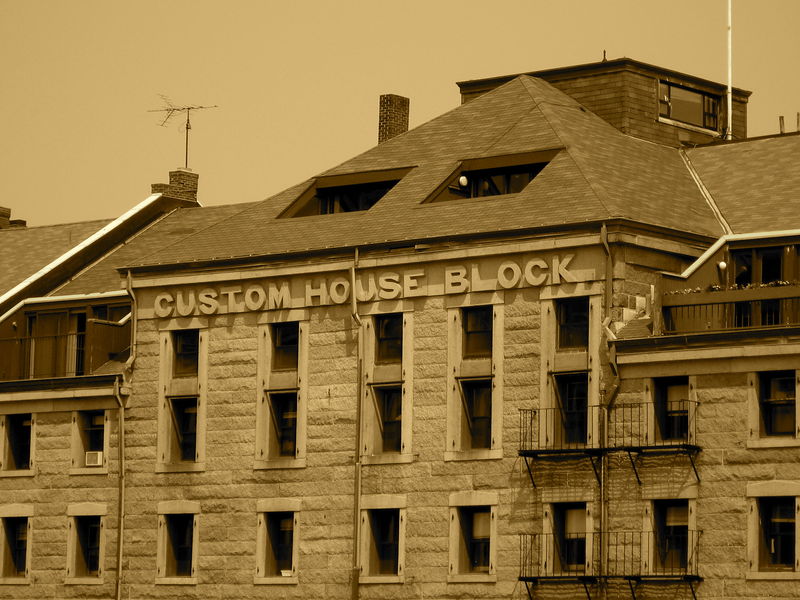 Custom House Block