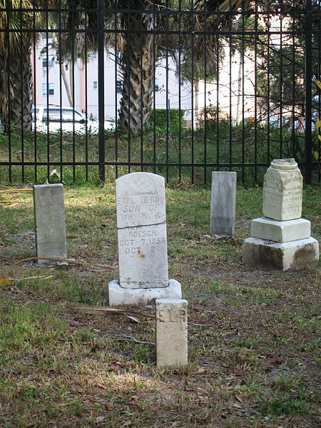 Houston Pioneer Cemetery