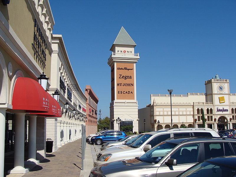 San Marcos Outlet Malls