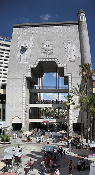 Hollywood and Highland Center